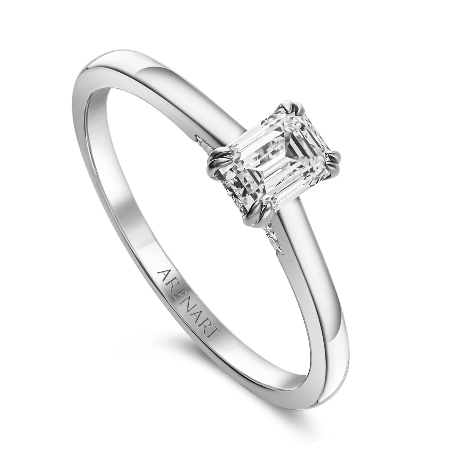 Złoty pierścionek z diamentami 0,57ct, G/SI1, certyfikat GIA, białe złoto 750