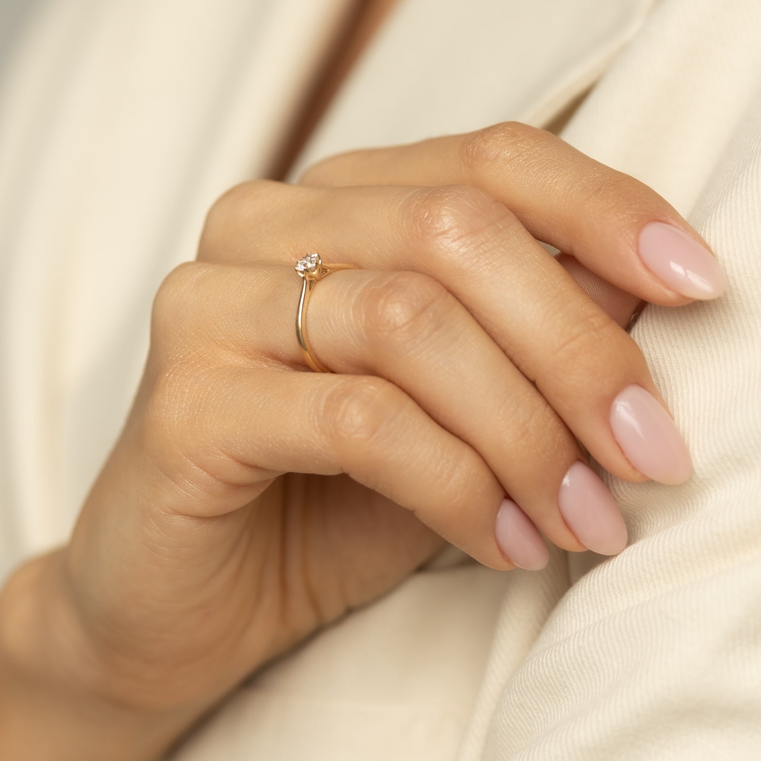 Pierścionek zaręczynowy z diamentem 0,25ct, złoto białe Pierścionek zaręczynowy z diamentem 0,25ct, złoto białe