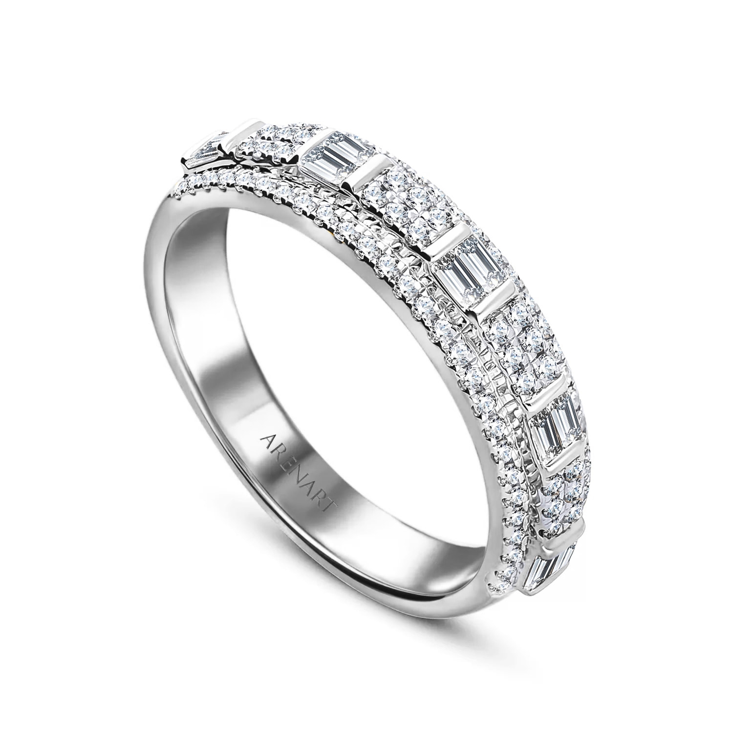 Pierścionek typu obrączka z diamentami, białe złoto 585