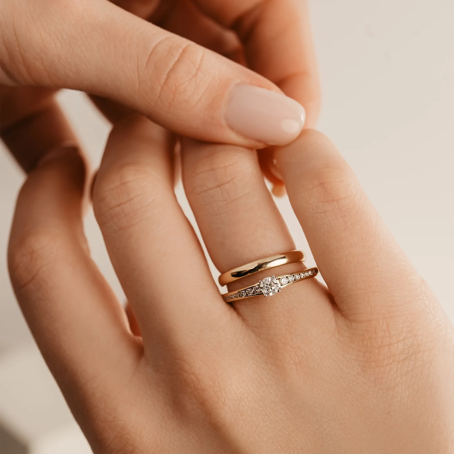 Pierścionek z diamentami, 0,35ct dwukolorowe złoto Pierścionek z diamentami, 0,35ct dwukolorowe złoto