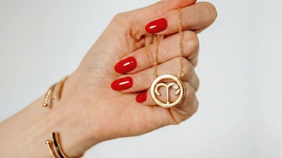 Jaki kamień pasuje do znaku zodiaku? Odkryj swój osobisty talizman